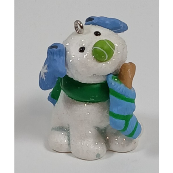 Hallmark Keepsake Ornament 2009 A TASTY LITTLE TREAT DOG - Picture 3 of 10